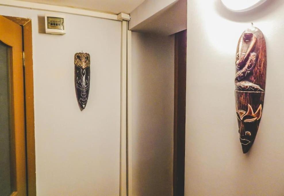 Apartament Center 1 *