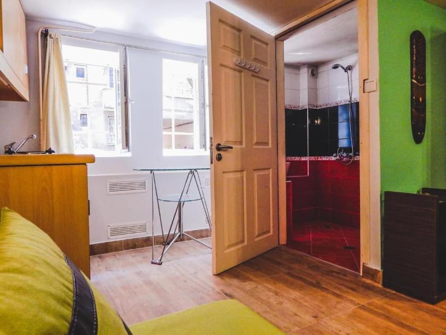 Apartament Center 1 *